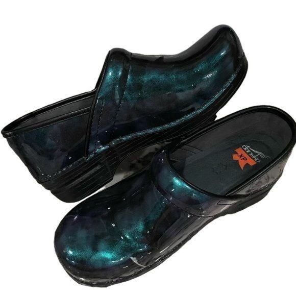 Dansko Shoes - Women’s Dansko Pro XP Clogs Iridescent Size 8.5 - 9 / 39 MINT